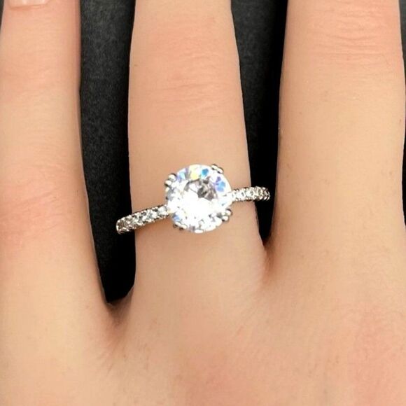 .925 Sterling Silver with Round Cut White Diamond Cubic Zirconia Ring Size 9 - Picture 1 of 12